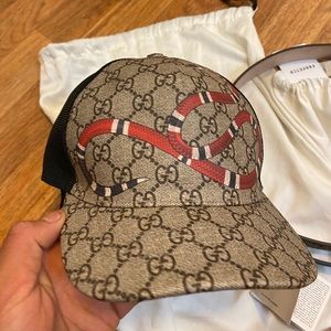 Gucci hat
